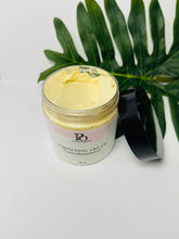 Load image into Gallery viewer, Whitening Cream 4 Oz